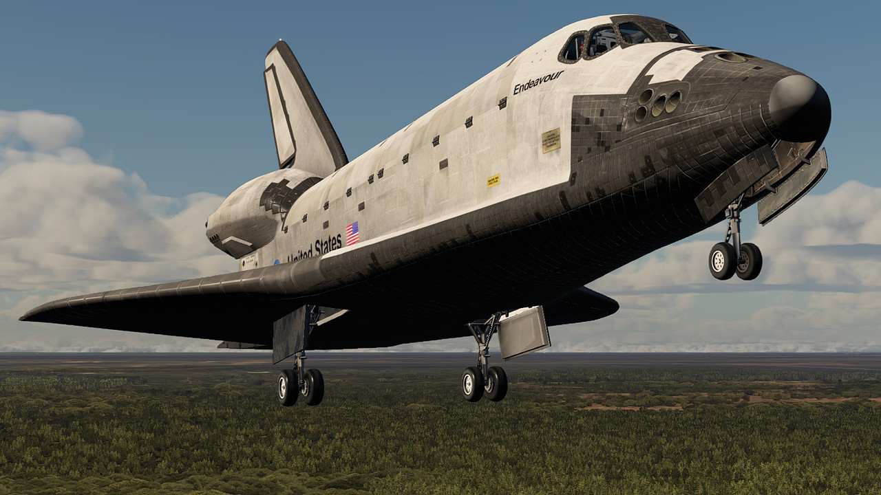 Space-Shuttle-Endeavour-over-Florida-5.j