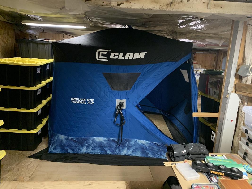 Clam Hut