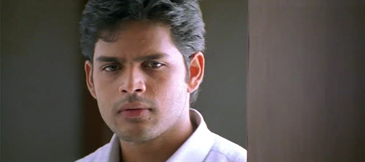 12 B 2001 WebRip [Tamil] 480p, 720p ESub Screenshot