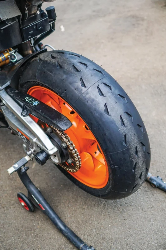 Michelin Power Cup 2 fitment