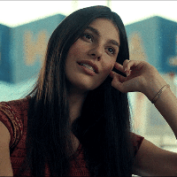 https://i.postimg.cc/Tw4tSvN3/girl1.gif