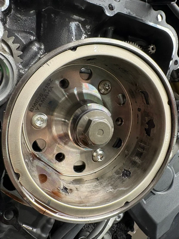 yamaha mt09sp gen4 stator destroyed and yamaha v0 pmj3dgl25j4h1