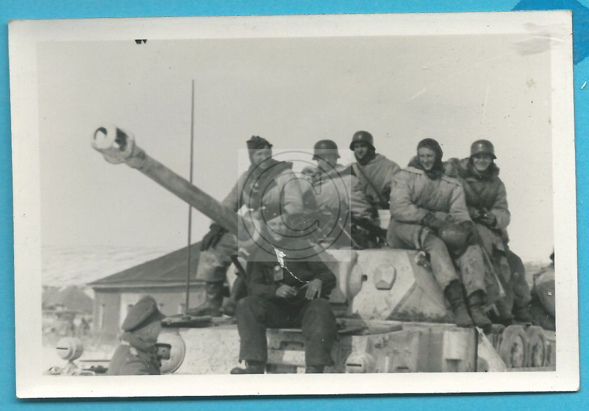 Russland 1. Panzerdiv, Ärmeladler, Kameraden auf