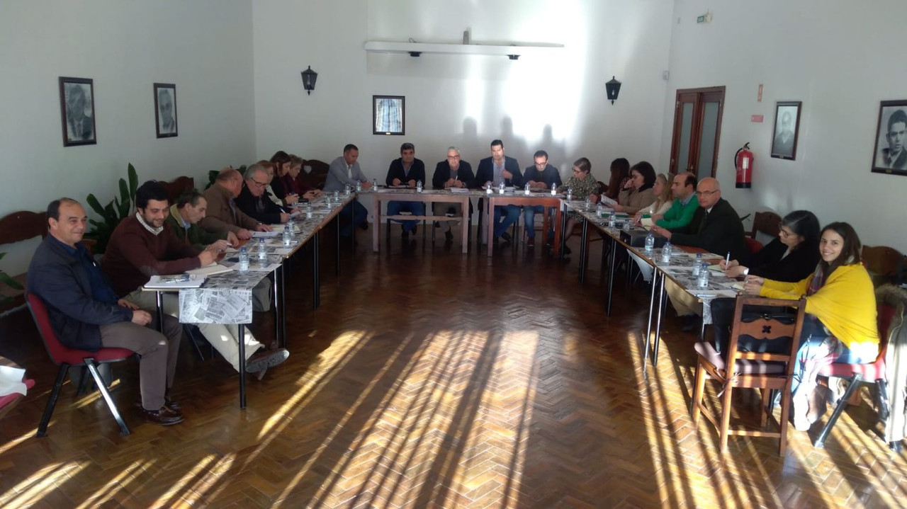 ELVAS: CÂMARA MUNICIPAL E JUNTAS DE FREGUESIA REUNIDAS EM SANTA EULÁLIA