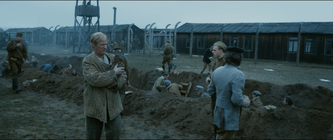 The 100 Year-Old Man Who Climbed Out the Window and Disappeared 