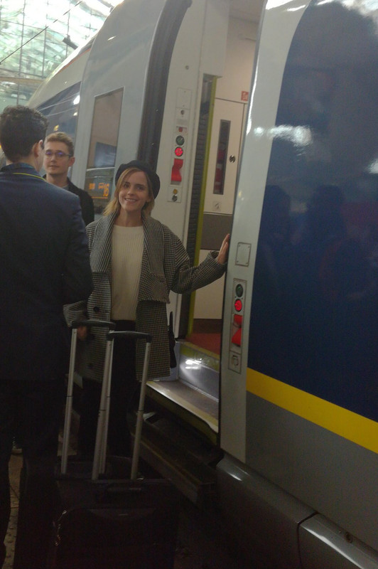 emmawatson-updates.com (6)