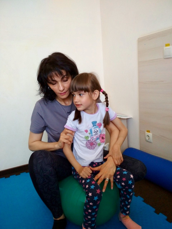 4965E7F4-D473-4CB1-ACC3-2F17EB6934BE