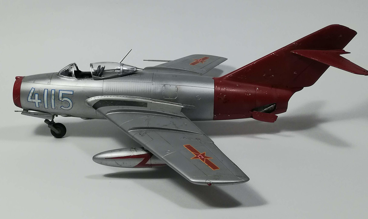 Avion - MiG 15 Bis - Tamiya, 1/48 Mig-03