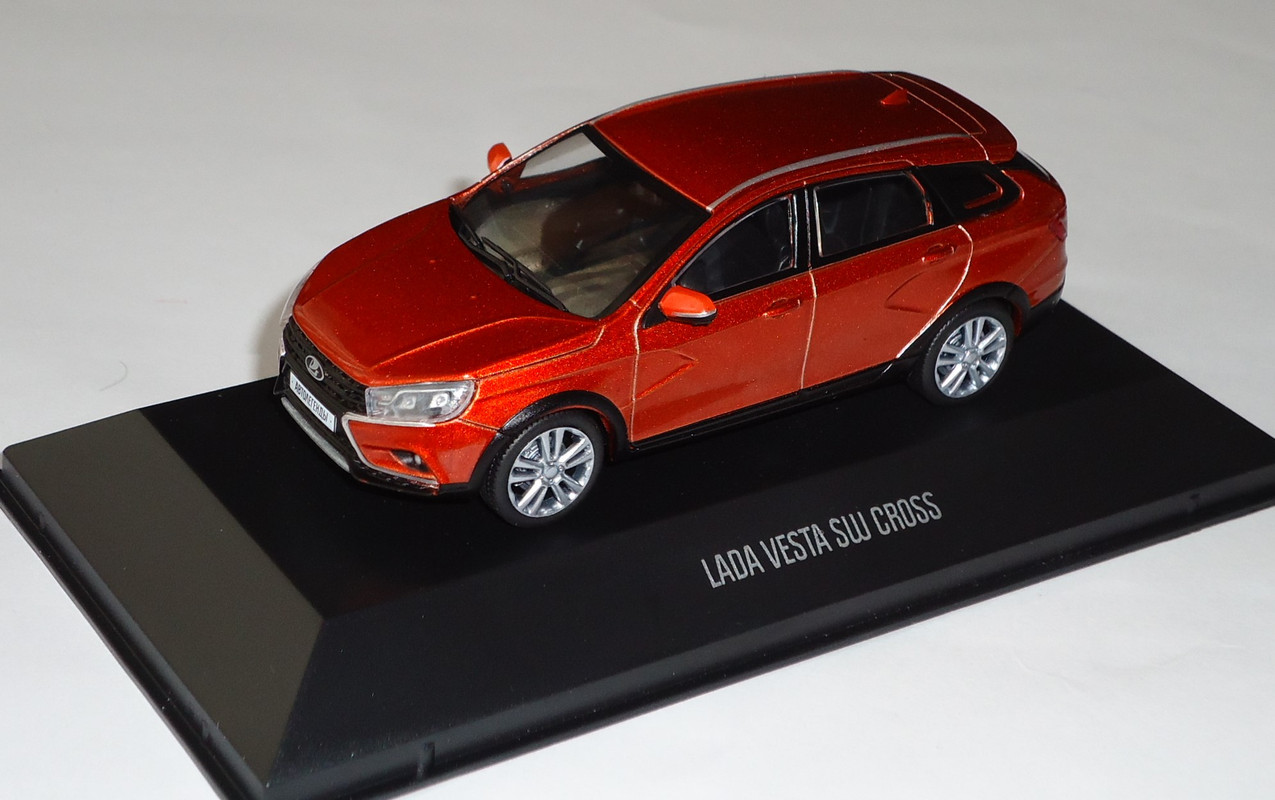 Lada-Vesta SW Cross
