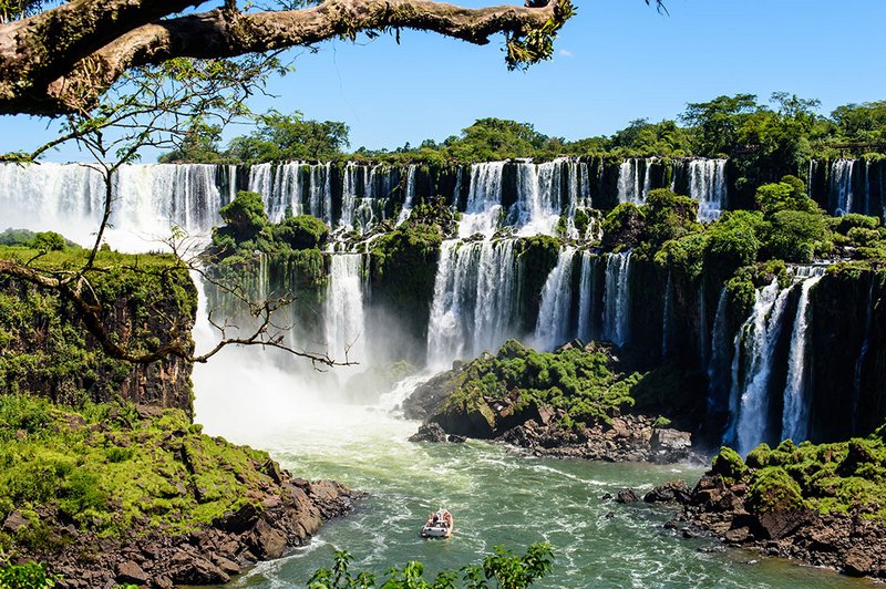 Les chutes du Niagara 2-IGUAZU-CHUTEjpg