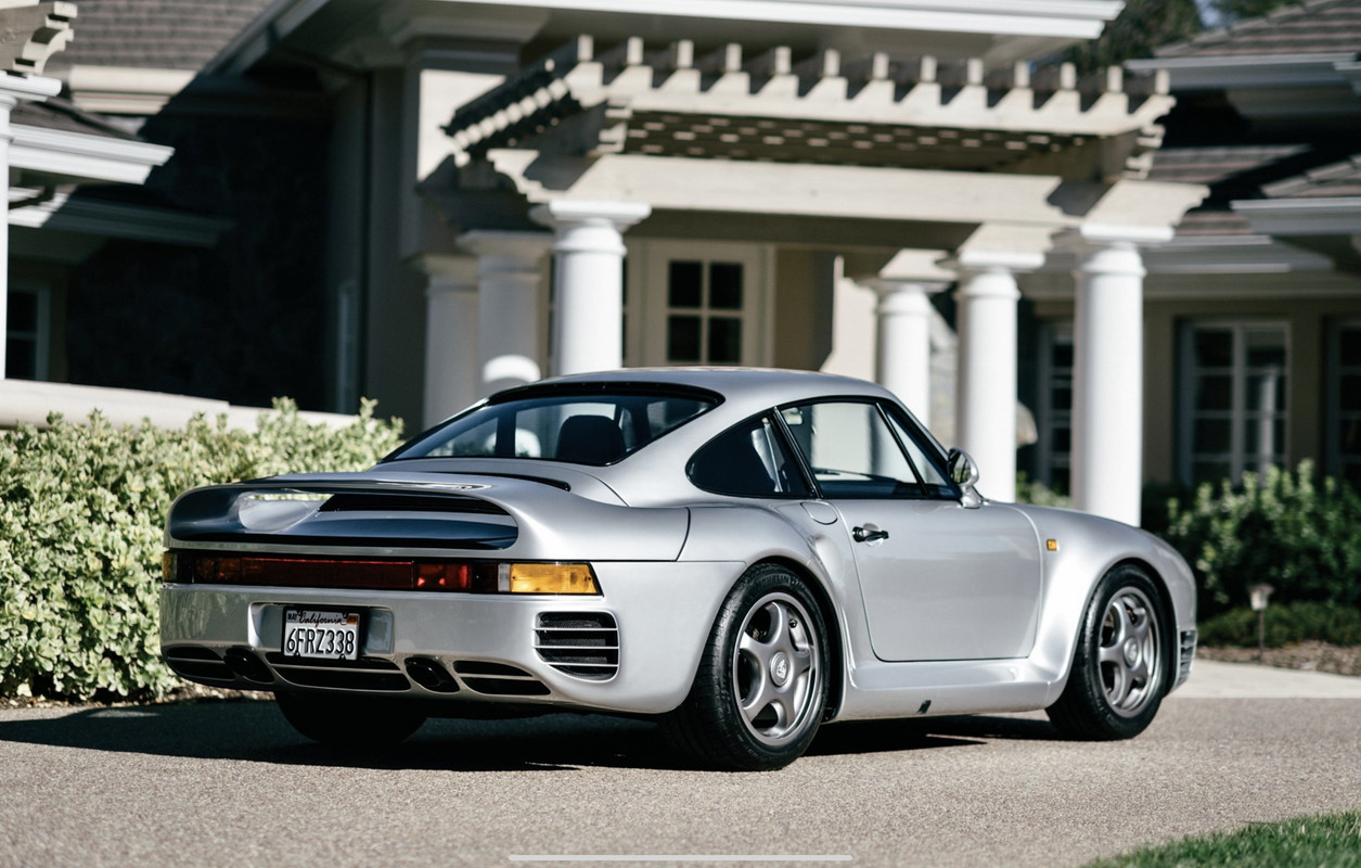 C1F0E9F8-4364-4CAA-B8C4-130AB9CD0A43