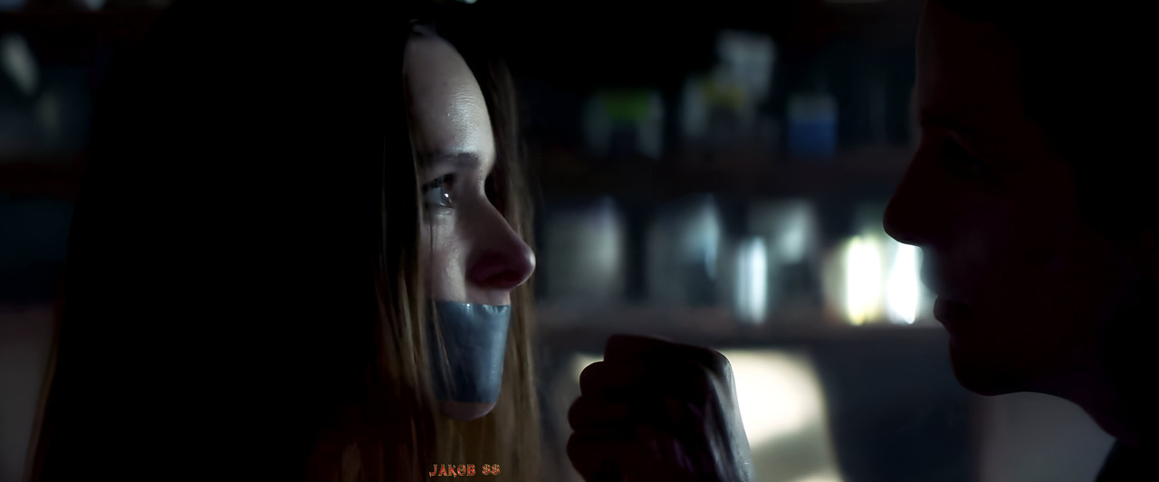 Alexandra Essoe 7 - Midnighters 2017