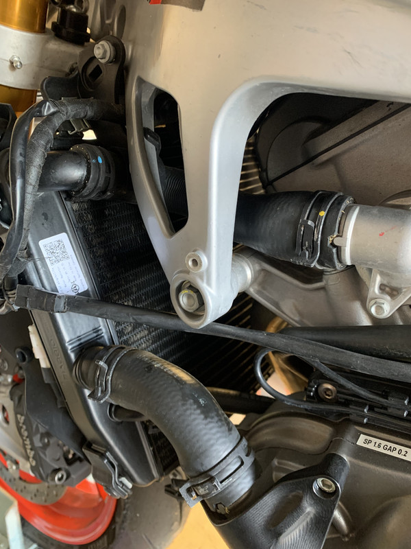 EDF52DA5-F7F0-40D7-93A4-CDB38B070447