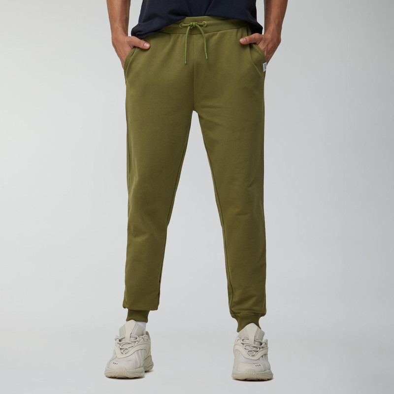 Olive Green Pant Outfit Ideas