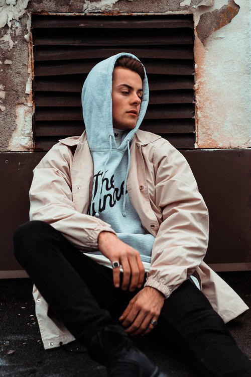 32799207-4619-4A8D-A733-4185AB2E81F5