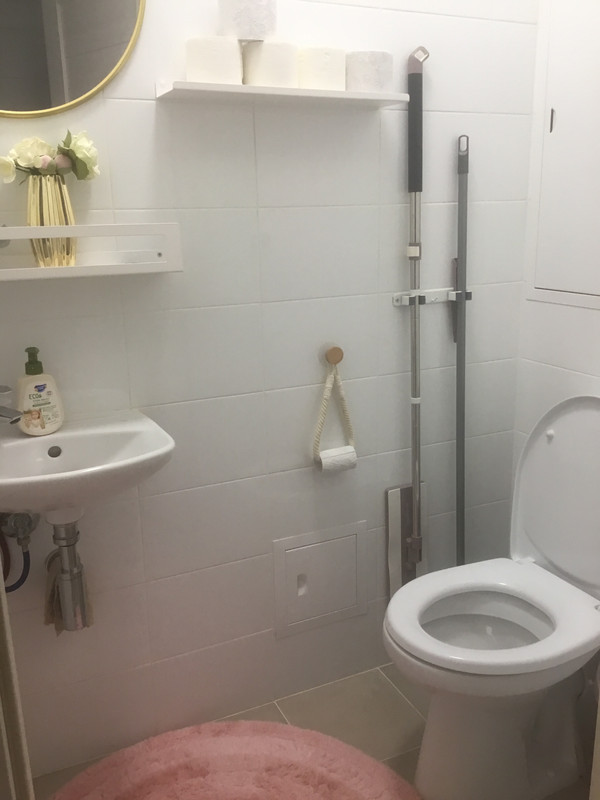 1E98A118-B303-4C2F-A317-FFDBDB666176