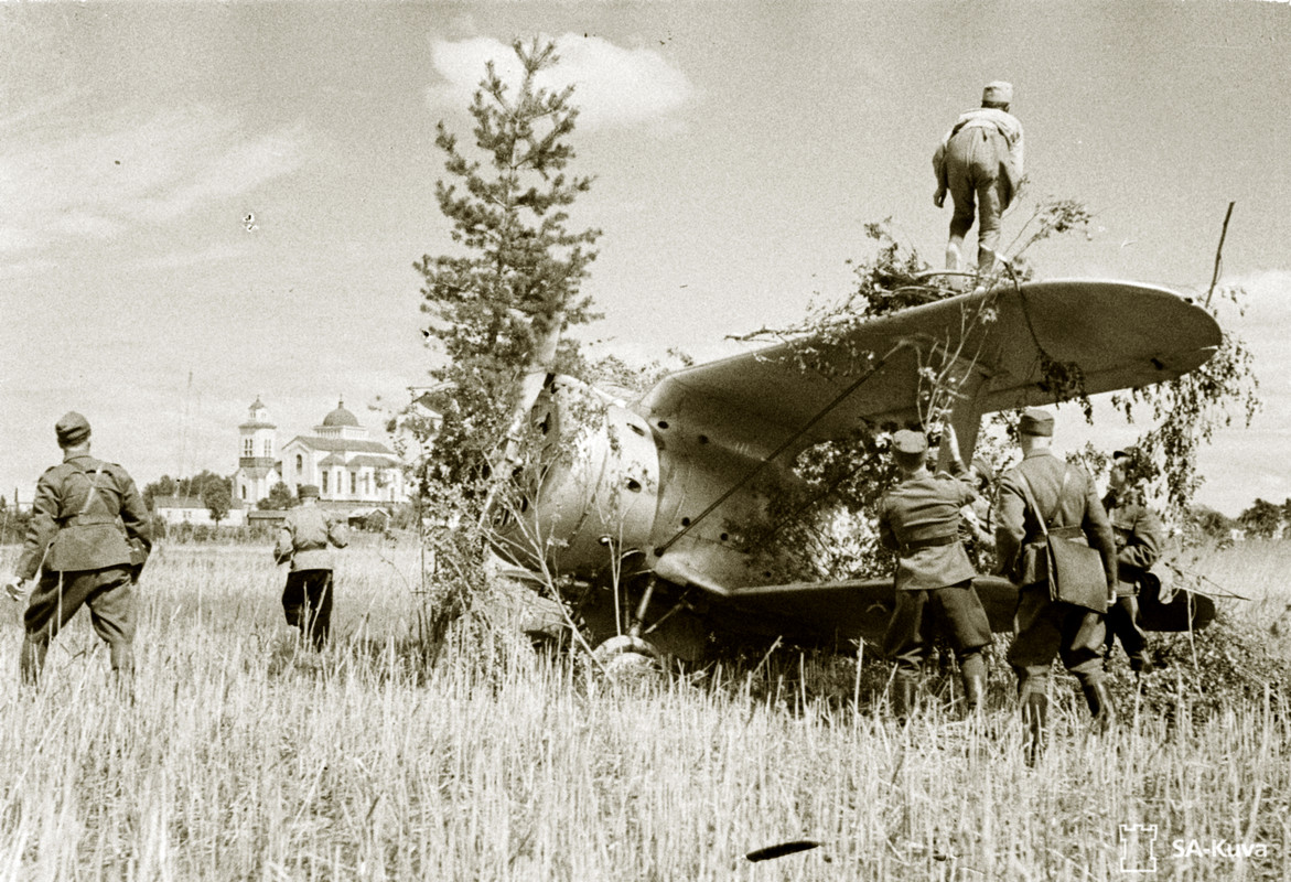 Finnish-captured-Polikarpov-I-153-153IAP-Black-12-and-used-by-the-FAF-as-VH101-25th-Jun-1941-20619