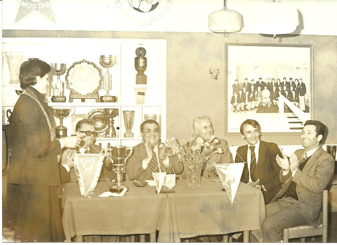 3884D42F-3A90-42FB-BFC4-0DA5BAF1D162