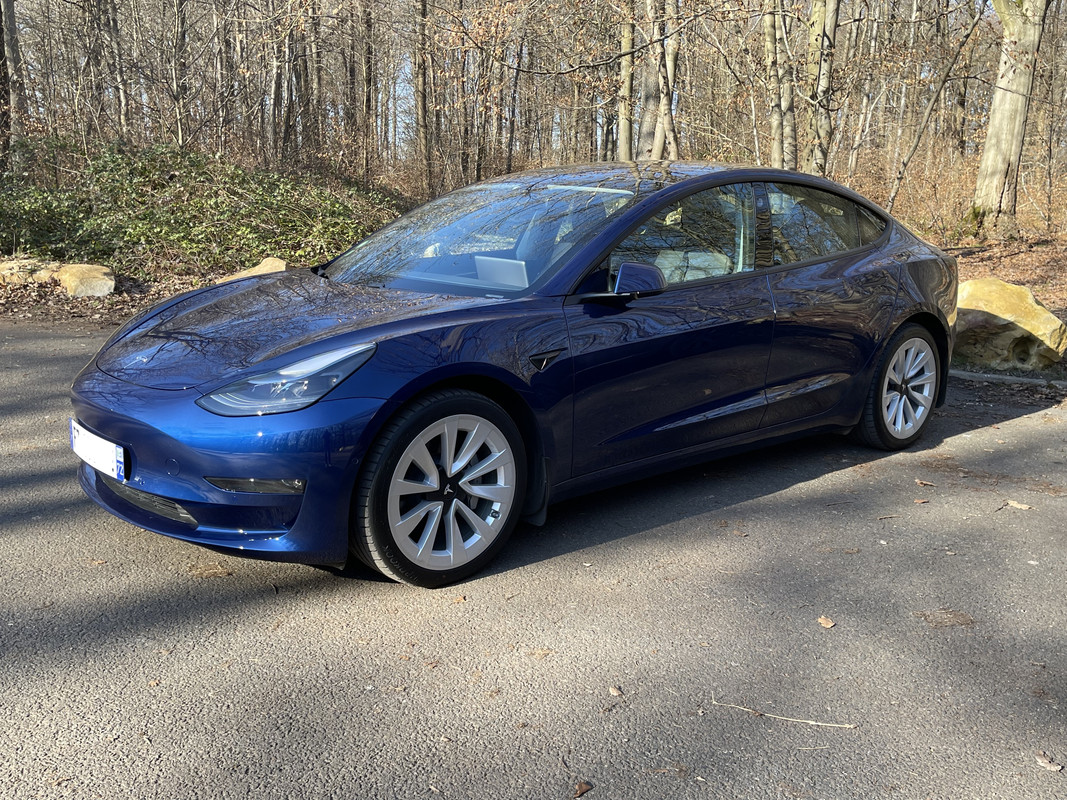 Tesla FZ1