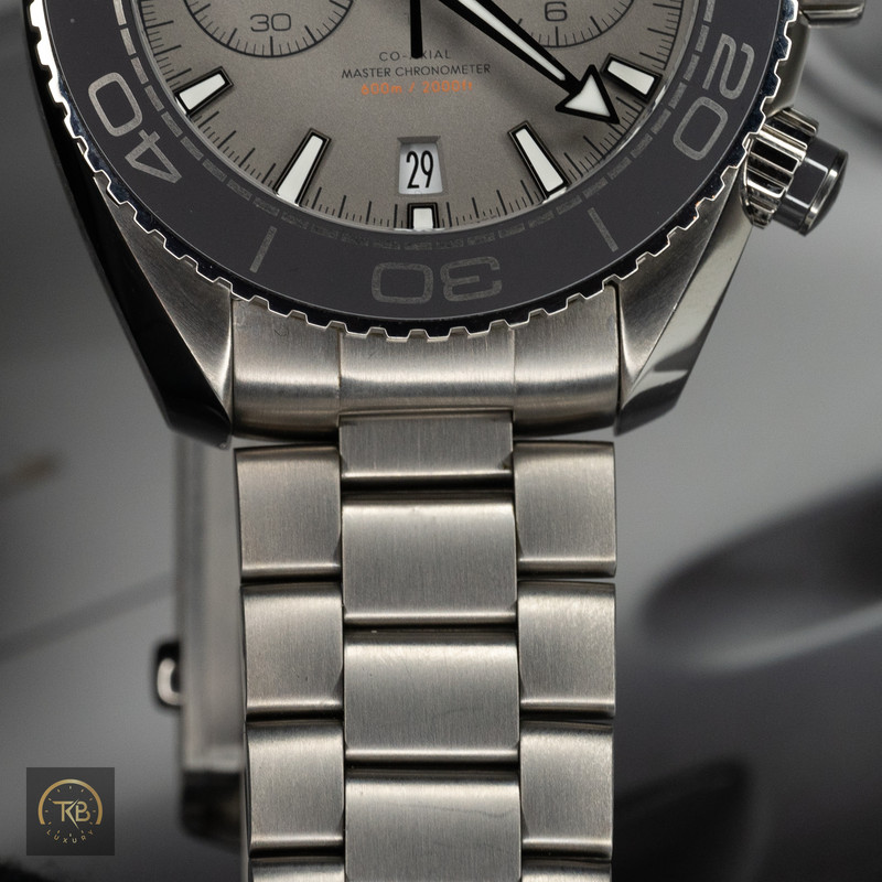 Omega Seamaster Planet Ocean Chronograph - Image 9