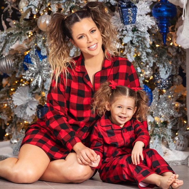 76-ACE0-F0-0-AB7-4938-B5-CB-E5-C956-ACC6