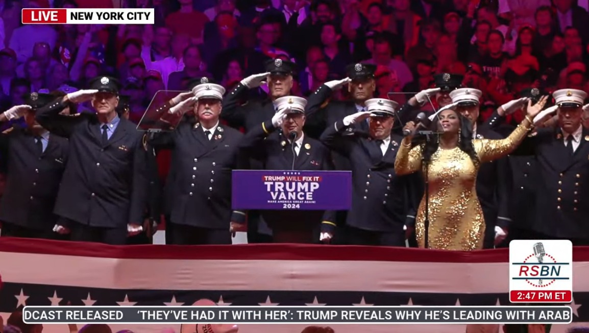 🗽🇺🇸 LIVE: TRUMP RALLY AT THE ICONIC MADISON SQUARE GARDEN IN NEW YORK ...