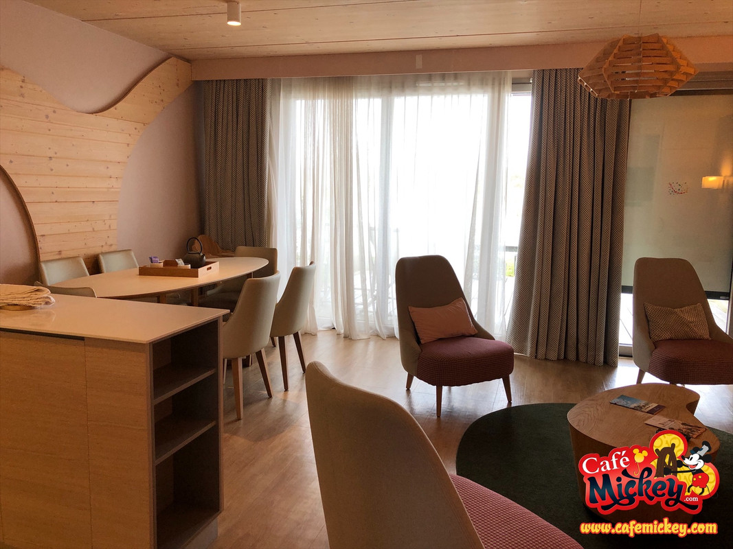 C9F5043D-5DC6-4C63-A7AB-3FD588C0FE33