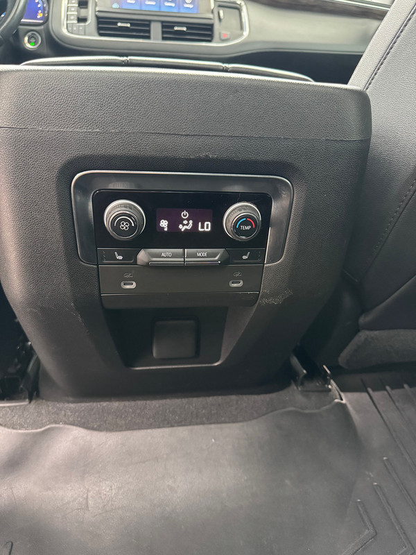 2022 Chevrolet Tahoe LT - Photo 25