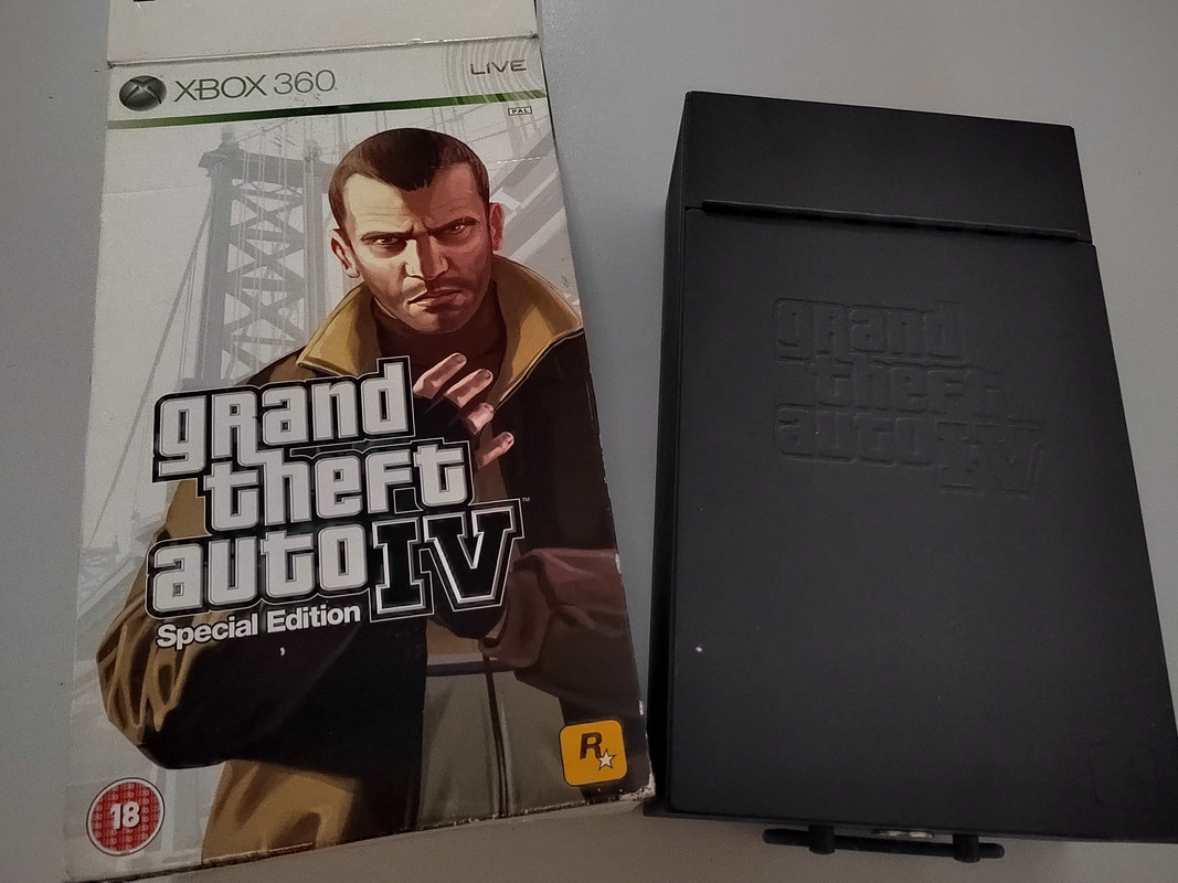 GTA 4 Special Edition (2)