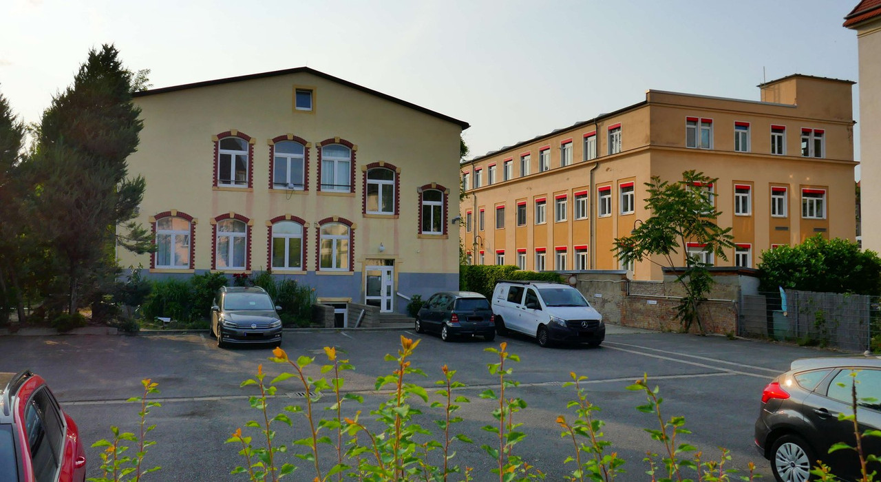 Bild: https://i.postimg.cc/TwQ0bdFx/P1280390.jpg