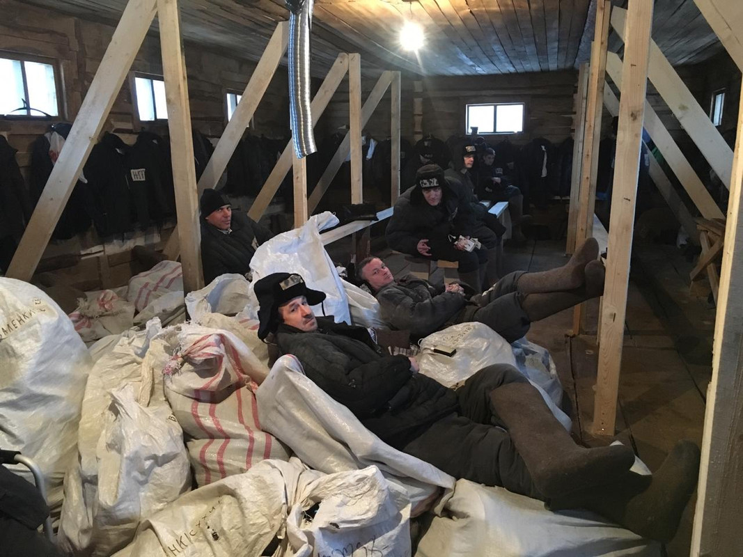 1D45D103-986C-4B04-B2A1-BFDC63E3FC01