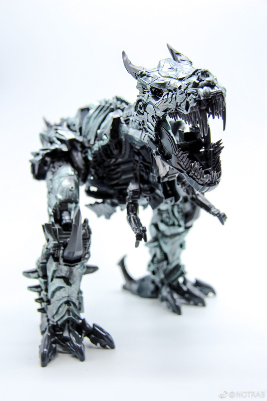 Studio-Grimlock-7