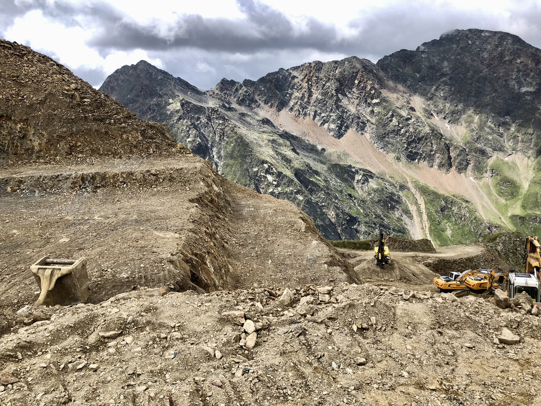 2C315EE1-F1EE-461C-A1BD-E89817C1822C