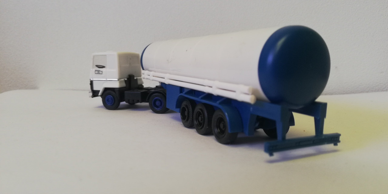 Mach (2583)