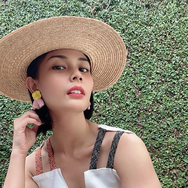 7 Potret Ratu FTV Kaemita Boediono, awet muda di usia kepala empat
