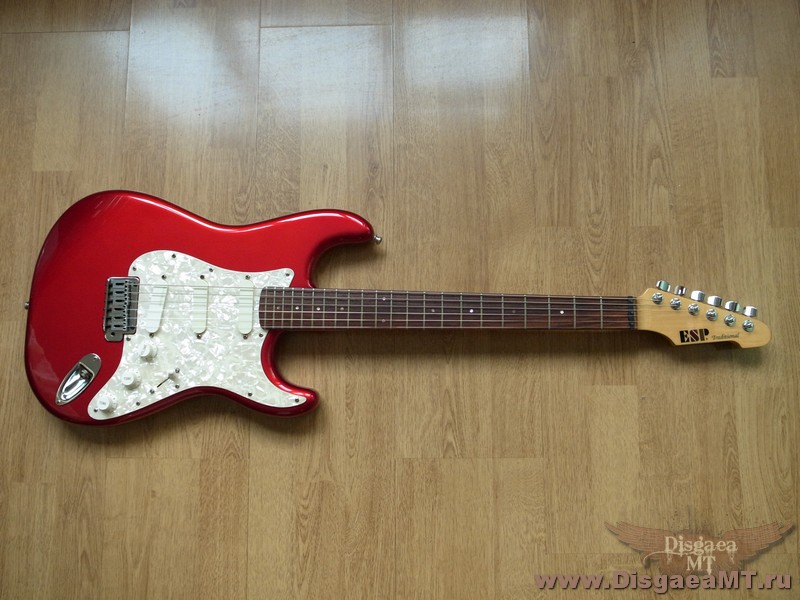 ESP_Traditional_Strat_red_007
