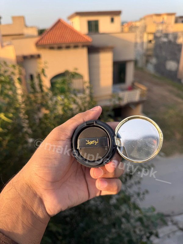 YSL Fusion Ink Cushion Foundation with Spf 23 PA++. - image 2