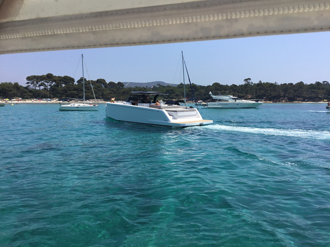 197F6429-6ECF-4C07-8B9E-17D9182114BF