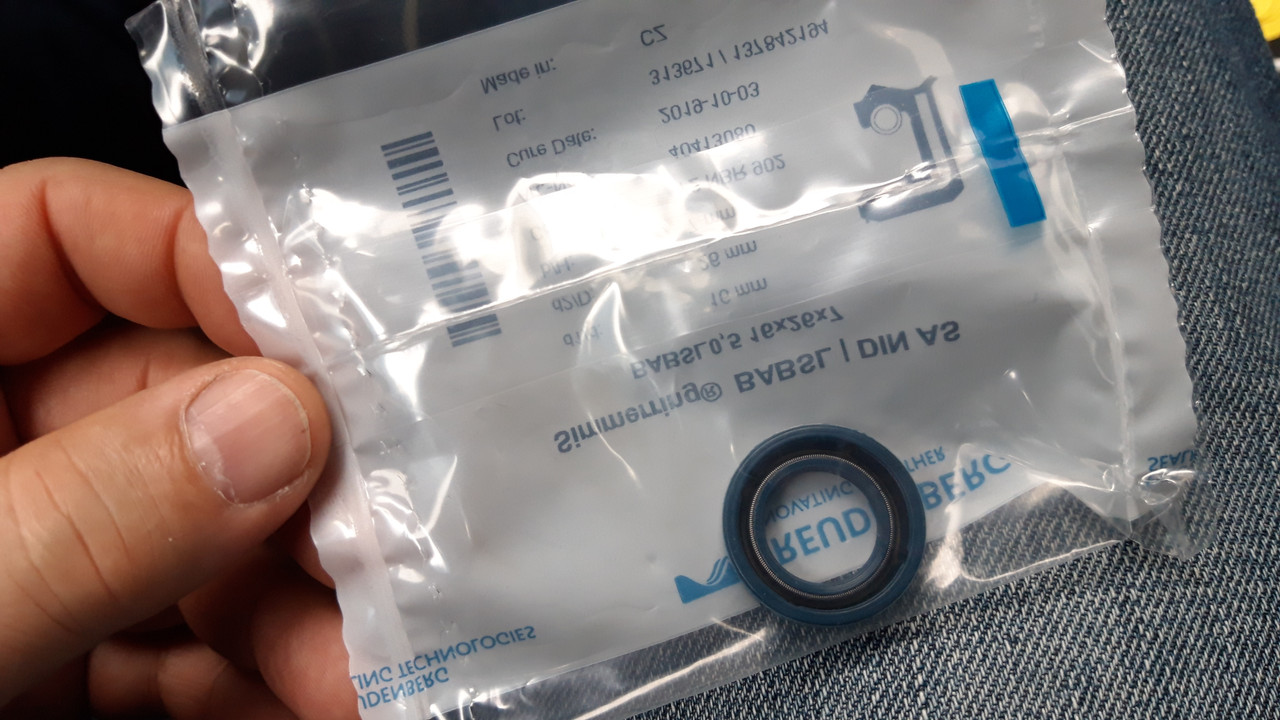 BD04DEF0-38D8-4259-9420-ECFAEC5847D8