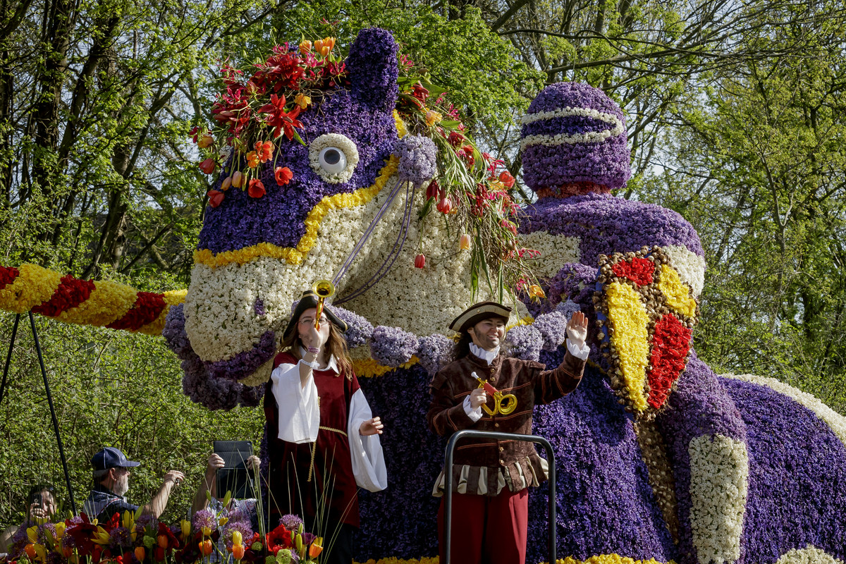 Flower Parade In Keukenhof