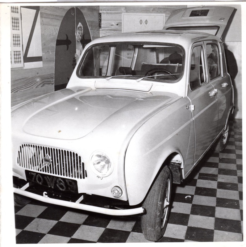 1961-10-04 18h Renault R4 présentation (1) -1961 11-04 photos Albanesi