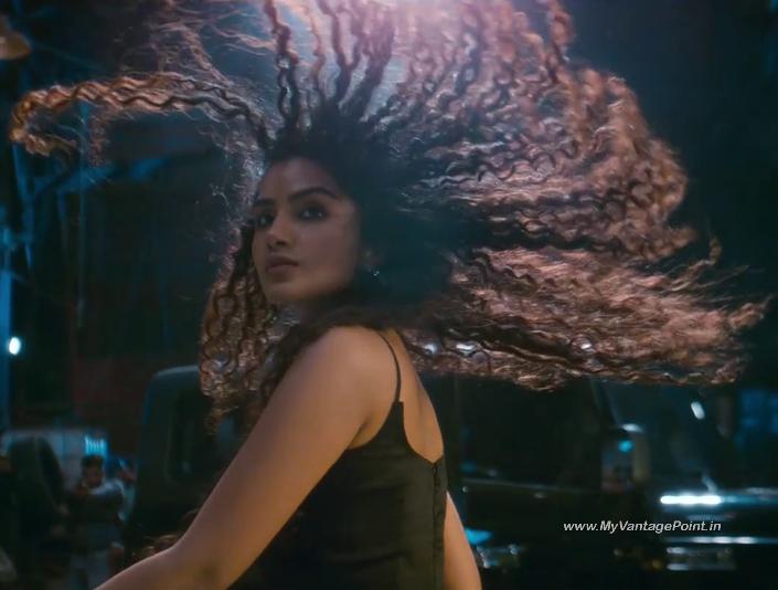 68-Anupama-Parameswaran-as-Lilly-Joseph-in-the-movie-Tillu-Square-2024