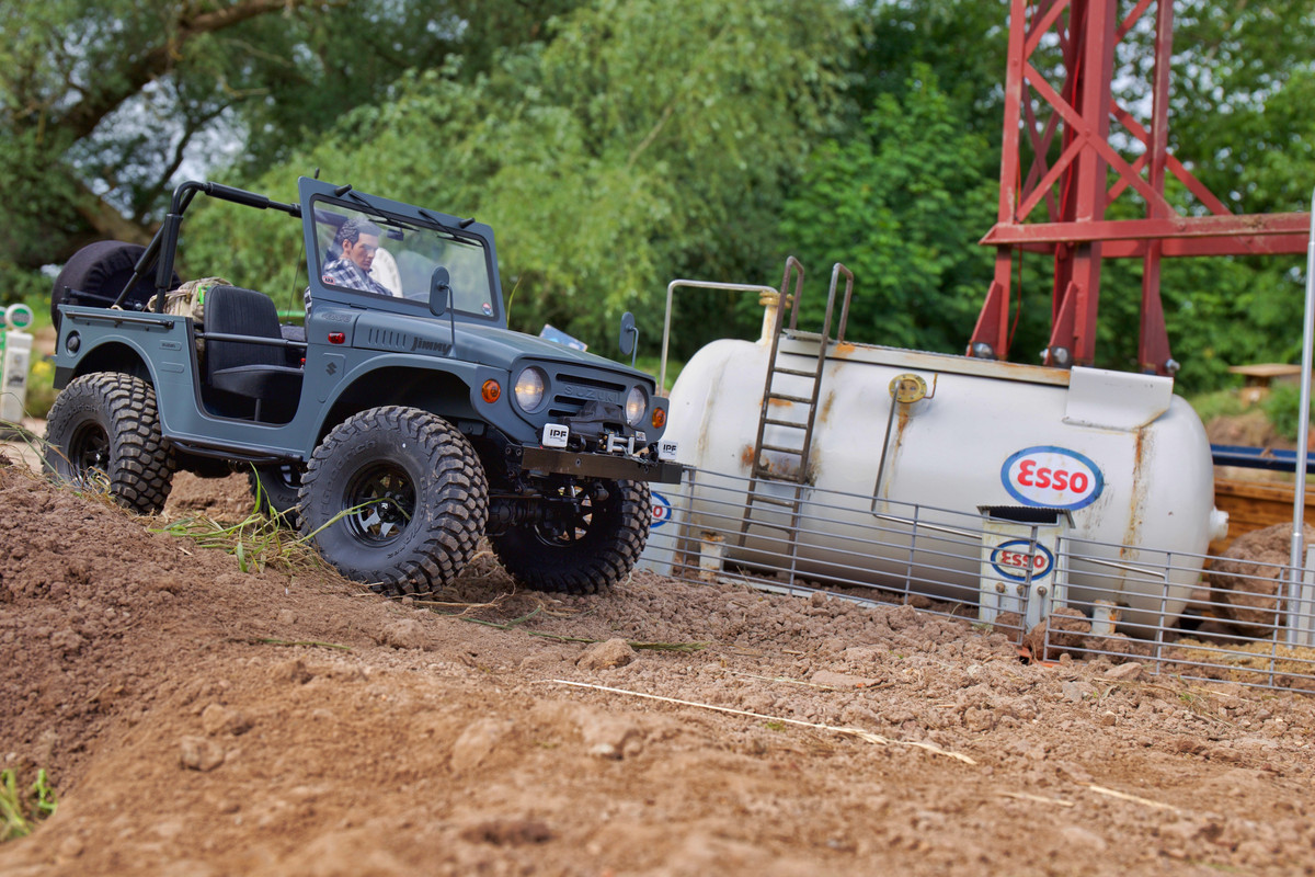 4EB11A83-18FB-454C-8E02-3007748BA6D0_1_201_a