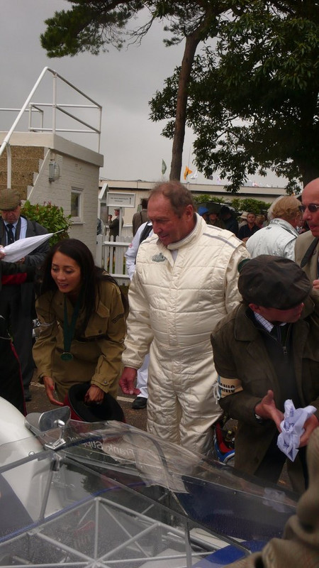 B6B1CDFE-FDAF-4227-89B4-D3B660EE1413