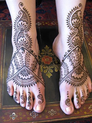 https://i.postimg.cc/Twb1LJKH/leg-mehndi-design-47.jpg