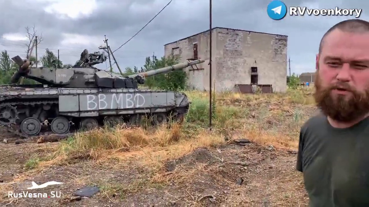 Ukr-nokt-l-zs-km-nyolt-T-64-B1-M-Mariupol-0722-ex-Azov-id34115-01.jpg