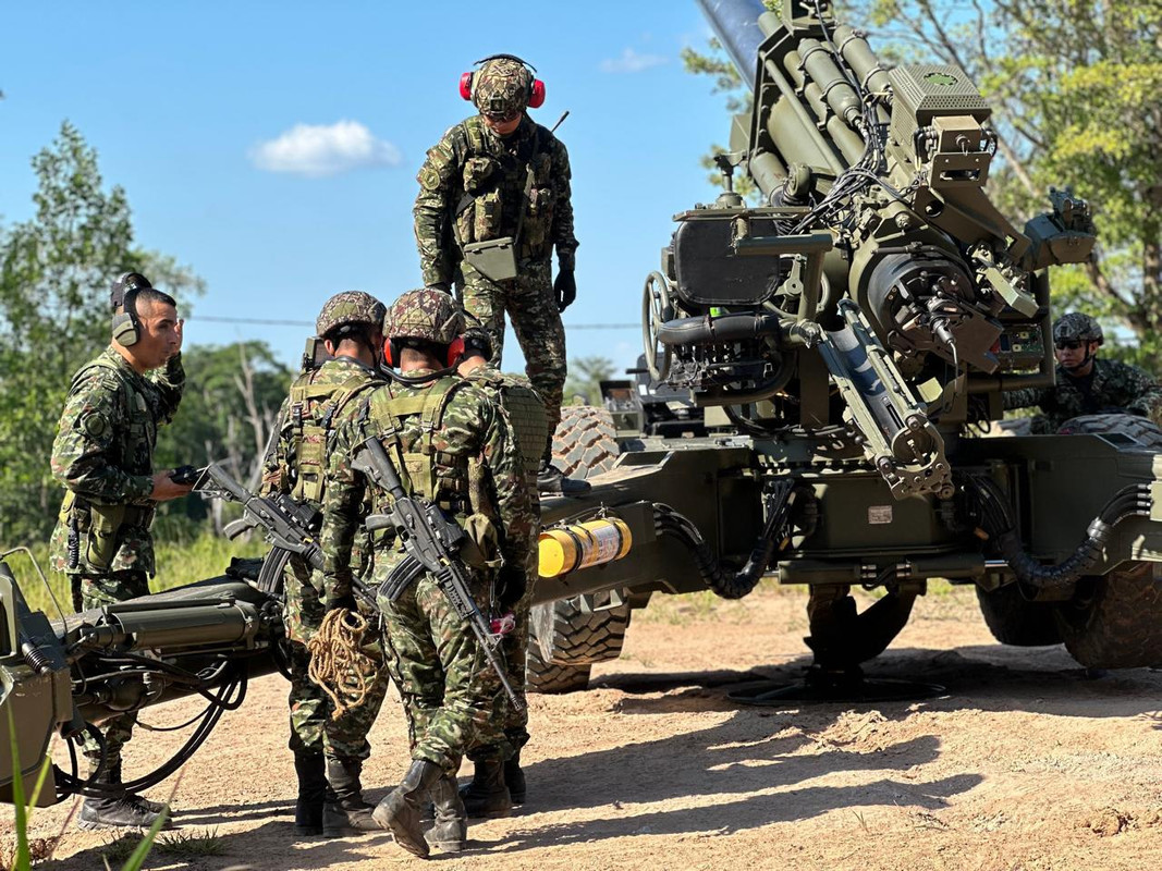 Las Fuerzas Militares Colombianas sin dinero para sus operaciones: