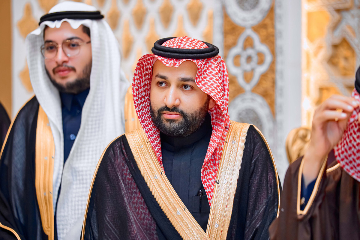 freelancers-C76-A4014