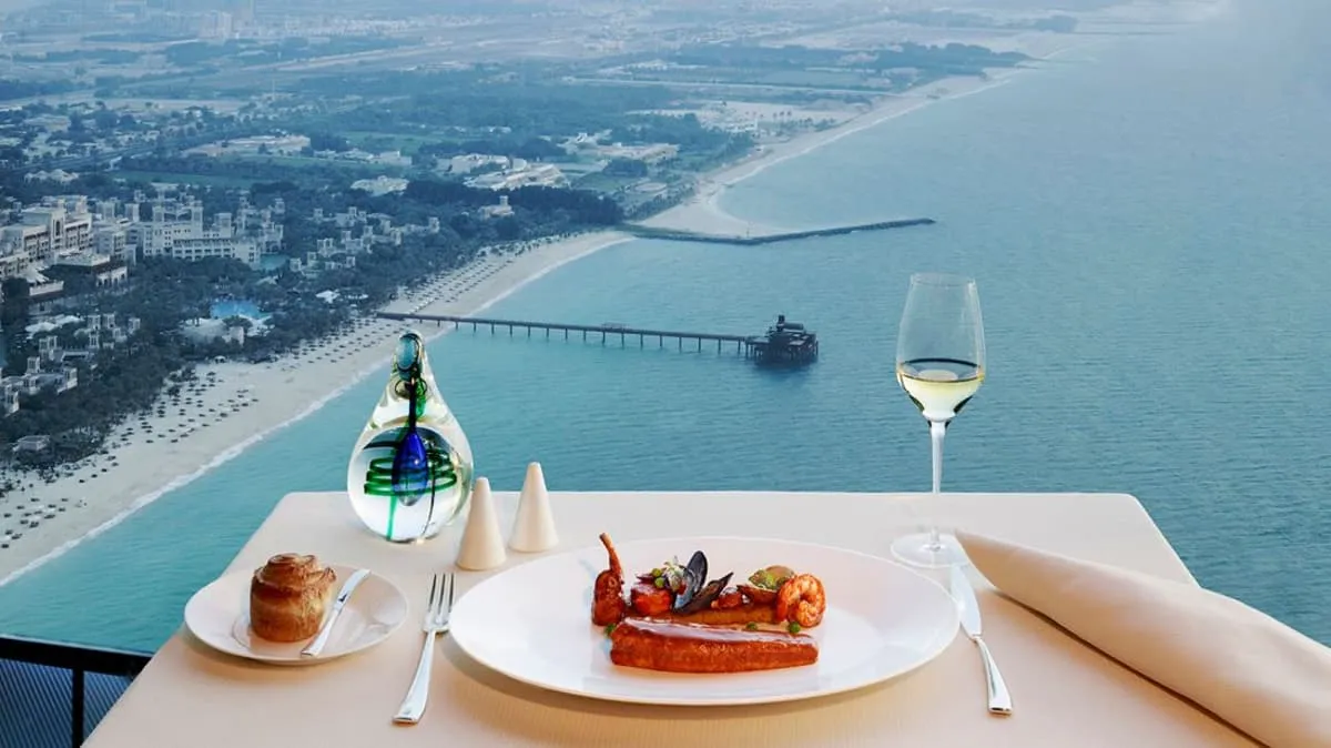 Is Eating Out in Dubai Expensive
