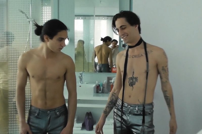 3A22346E-0B5E-40A5-979D-A3907DD201DF